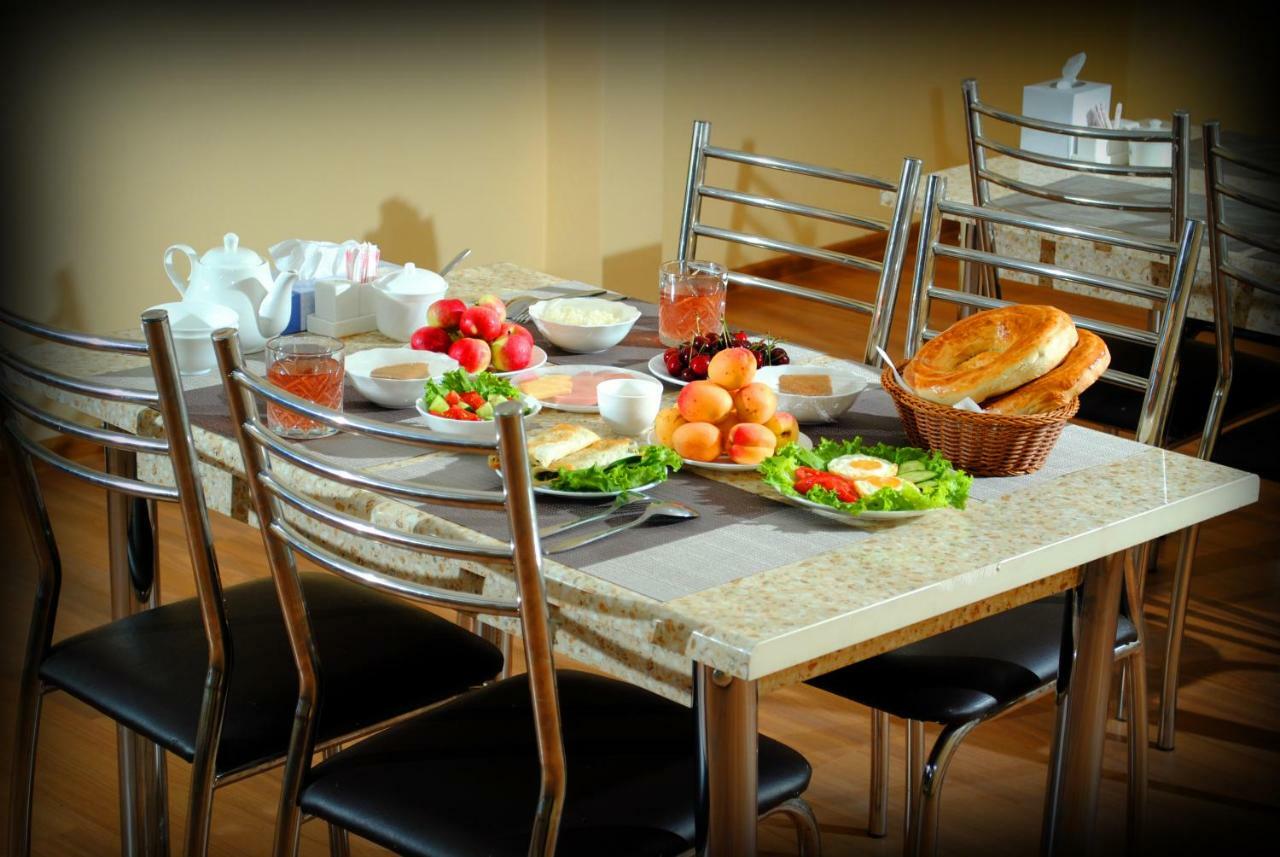 Chinor Garden Hotel - Free Airport Pick-Up And Drop-Off Taşkent Dış mekan fotoğraf